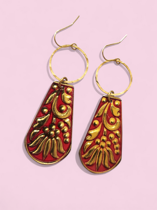 Red & Gold Vintage Tin